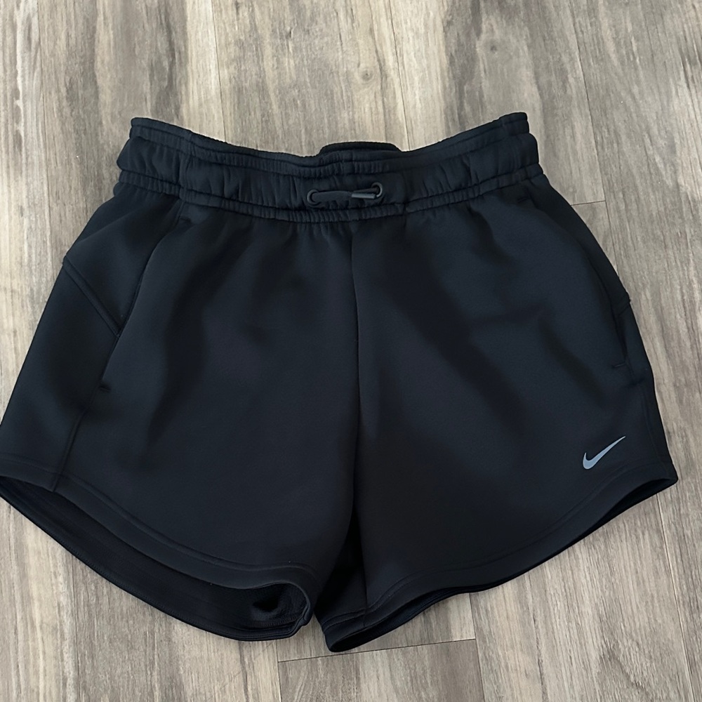 Nike Women's black Athletic Shorts
